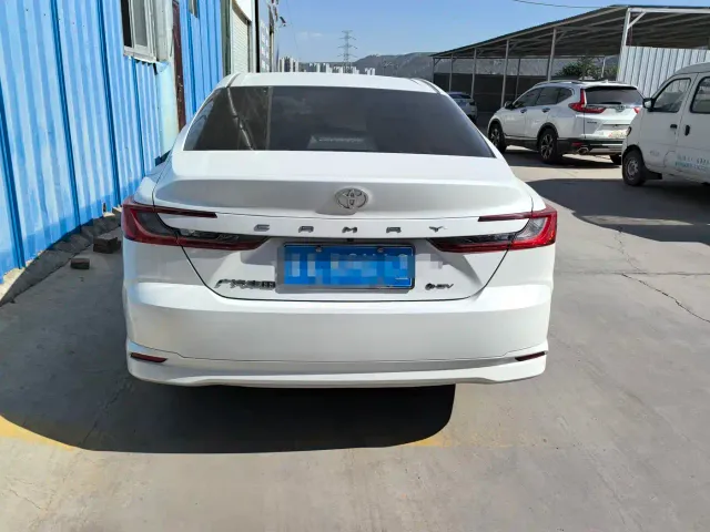 Toyota Camry — Фото автомобиля 5