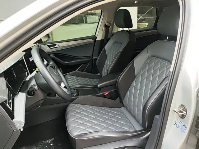 Volkswagen Sagitar — Фото автомобиля 14
