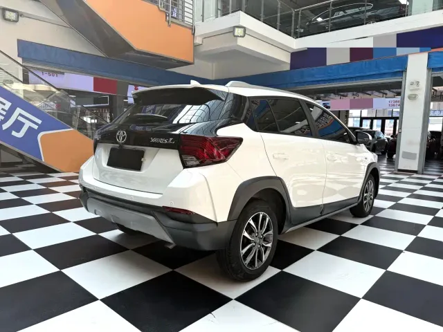 Toyota YARiS L Zhi Xuan — Фото автомобиля 17