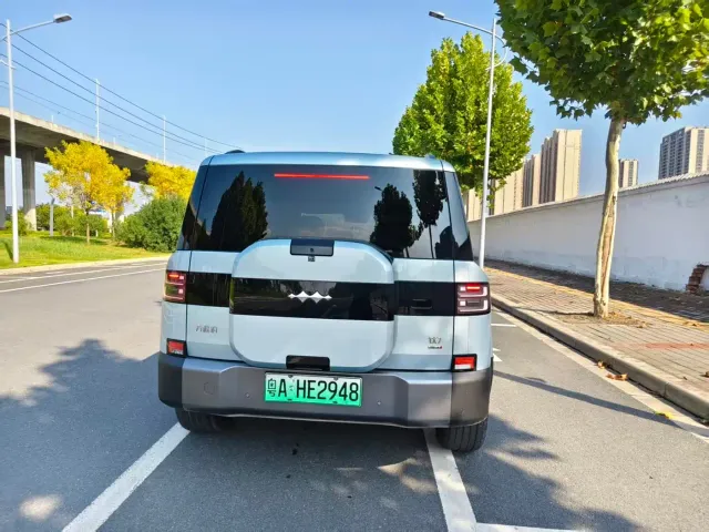 BYD FangChengBao Titanium 7 — Фото автомобиля 5