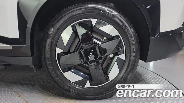 Kia EV5 — Фото автомобиля 6
