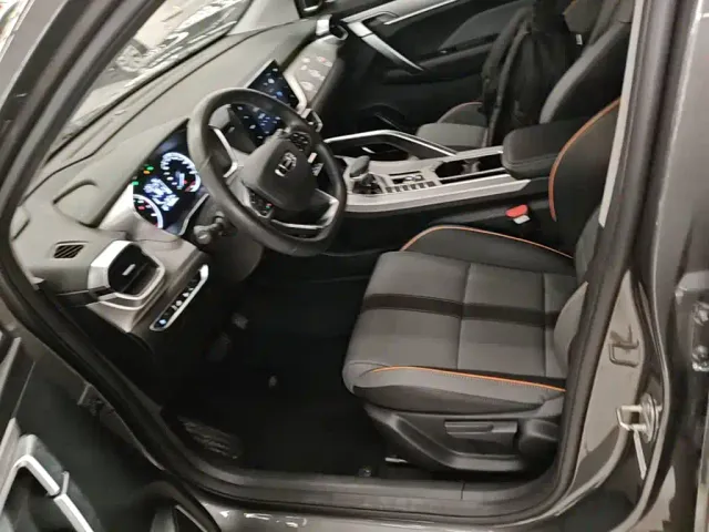 Geely Binyue — Фото автомобиля 14