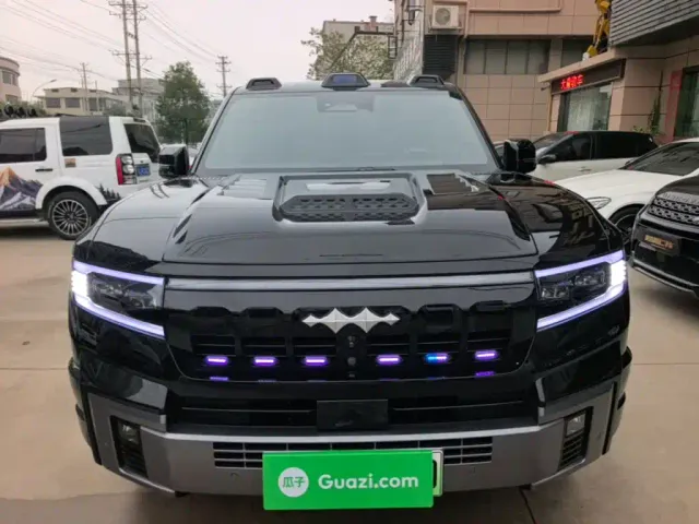 BYD FangChengBao Leopard 8 — Фото автомобиля 2