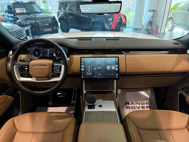 Land Rover Range Rover — Фото автомобиля 17