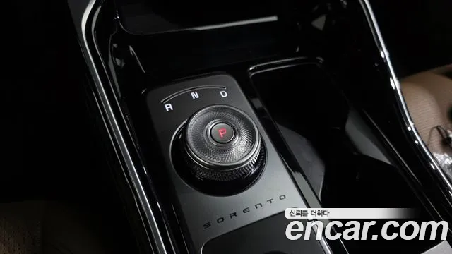 Kia Sorento Новый Sorento 4 поколение Дизель 2.2 2WD — Фото автомобиля 8