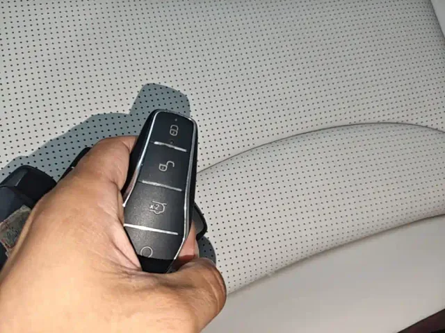 BYD Seal 07 DM-i — Фото автомобиля 8