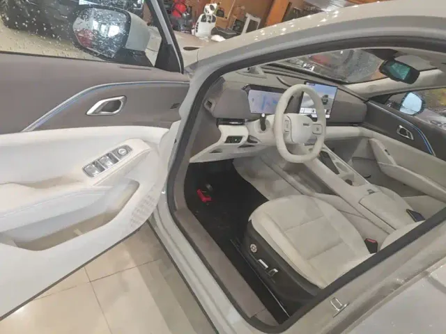 Haval Xiaolong MAX — Фото автомобиля 15