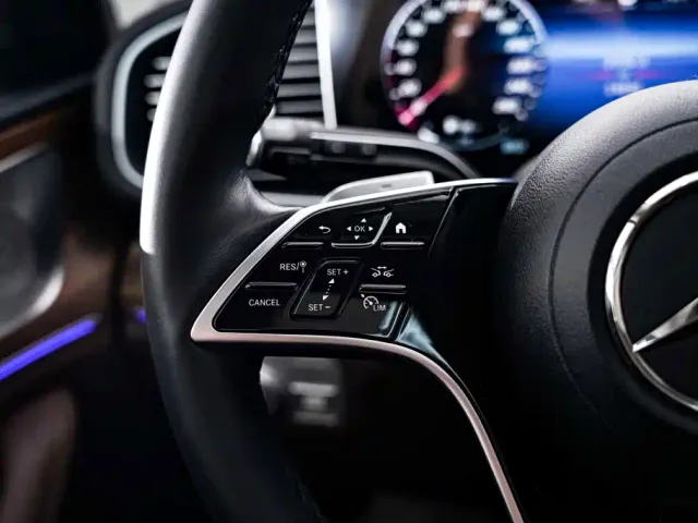 Mercedes-Benz GLE-Class — Фото автомобиля 26