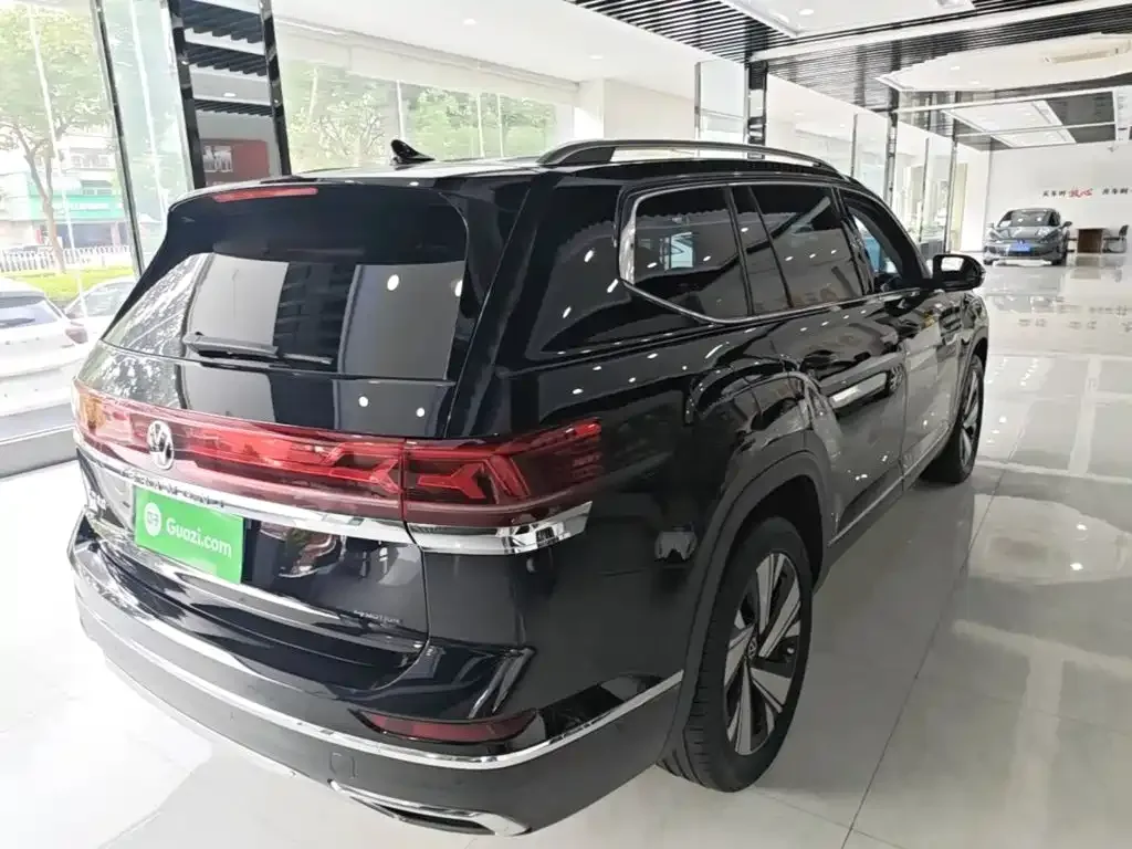 Volkswagen Teramont 2023 380TSI AWD Premium Luxury Edition — Фото автомобиля 4