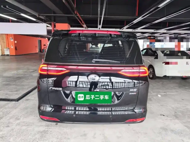 GAC Trumpchi M6 — Фото автомобиля 5