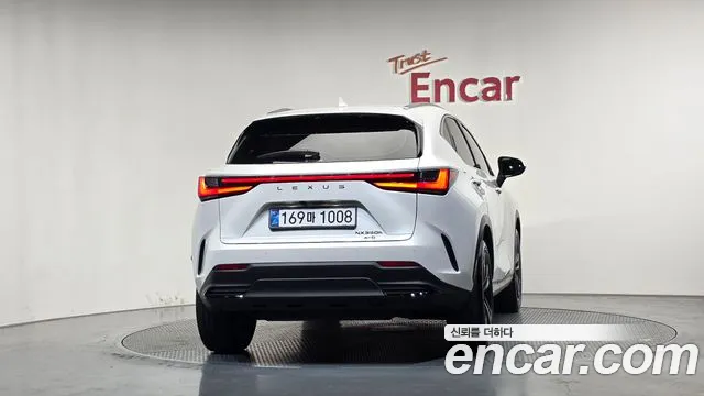 Lexus NX 2nd Gen — Фото автомобиля 4