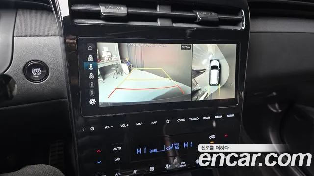 Hyundai Tucson Tucson (NX4) Дизель 2.0 4WD — Фото автомобиля 17