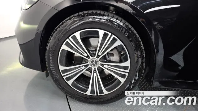 Mercedes-Benz E-Class W214 — Фото автомобиля 5