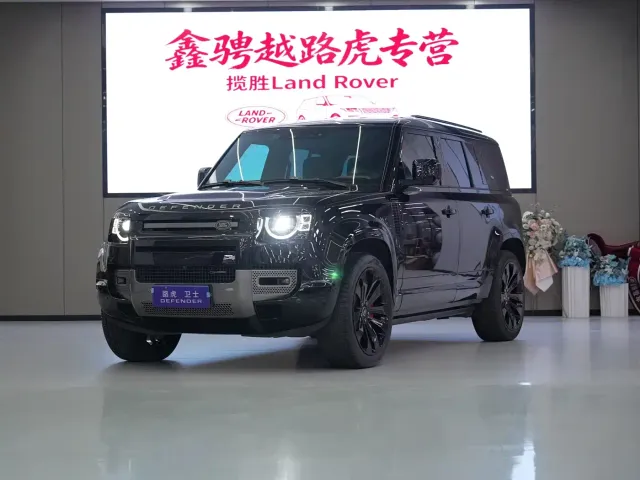 Фотография автомобиля — Land Rover Defender