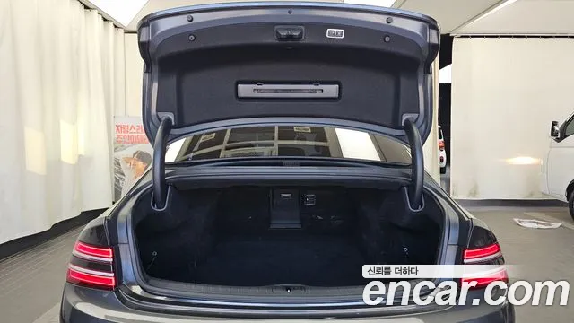 Genesis G80 Бензин 2.5 турбо AWD — Фото автомобиля 17