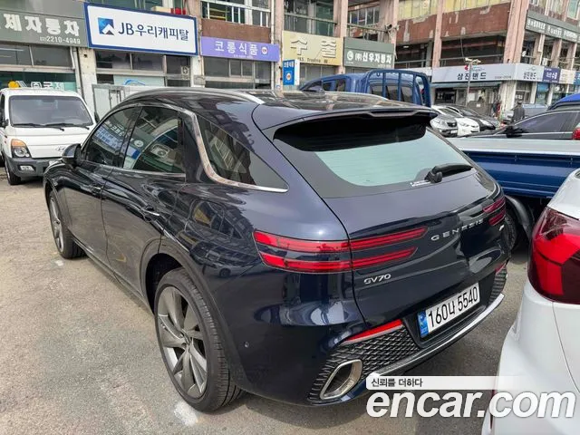Genesis GV70 2.5T Бензин AWD — Фото автомобиля 4
