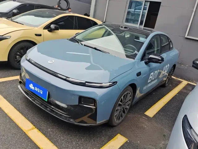 Фотография автомобиля — Leapmotor B01