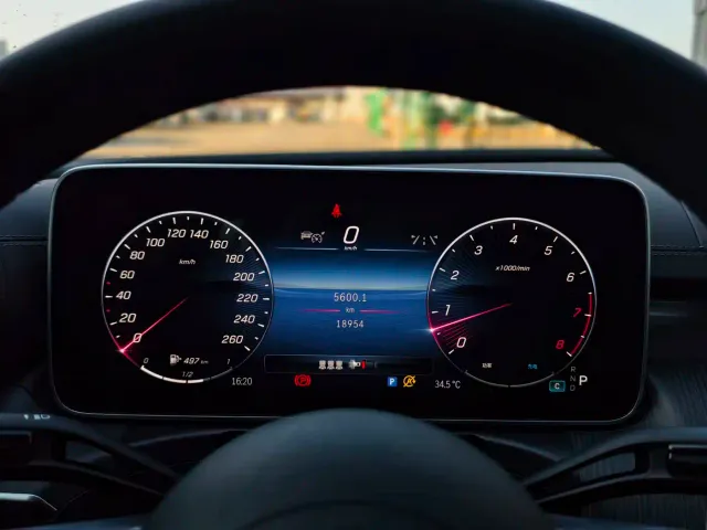 Mercedes-Benz C-Class — Фото автомобиля 18