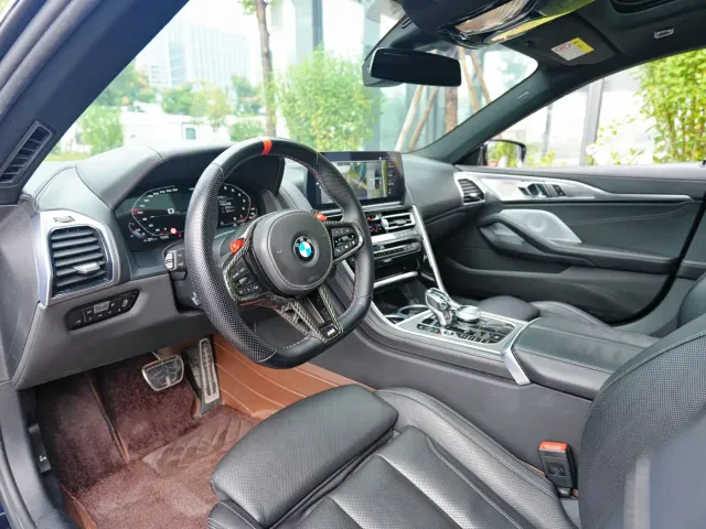 BMW 8 Series — Фото автомобиля 6