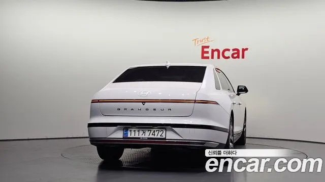 Hyundai Grandeur GN7 — Фото автомобиля 4