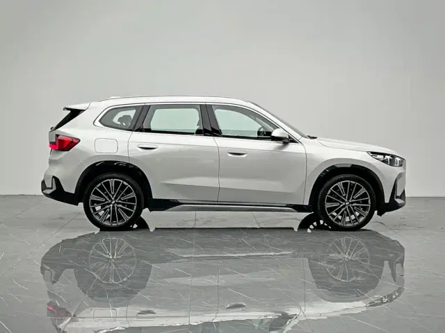 BMW X1 — Фото автомобиля 7