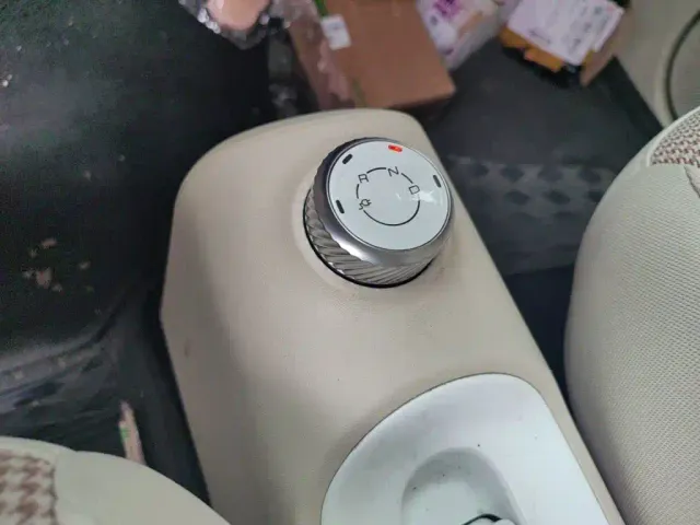 Wuling Hongguang Mini EV — Фото автомобиля 10