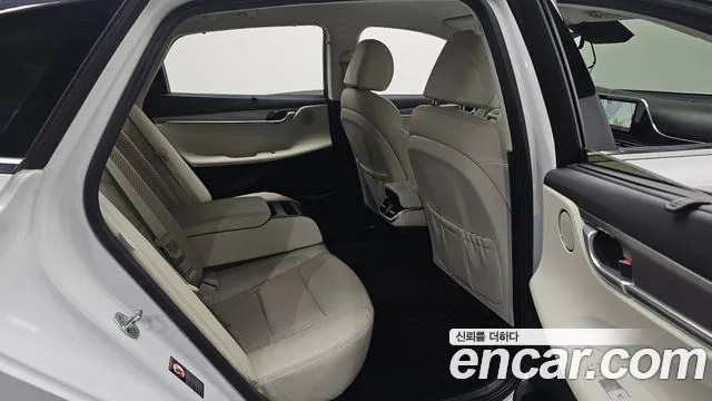 Hyundai Grandeur (New) Hybrid — Фото автомобиля 16