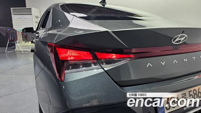 Hyundai AVANTE Новый Avante (CN7) — Фото автомобиля 23