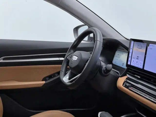 Geely Emgrand — Фото автомобиля 22