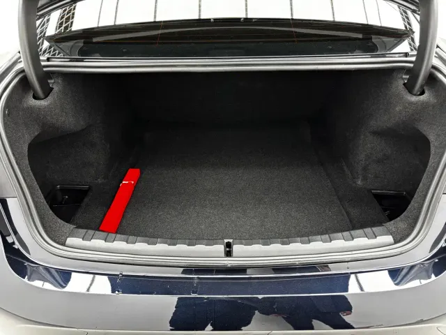 BMW 3 Series — Фото автомобиля 14