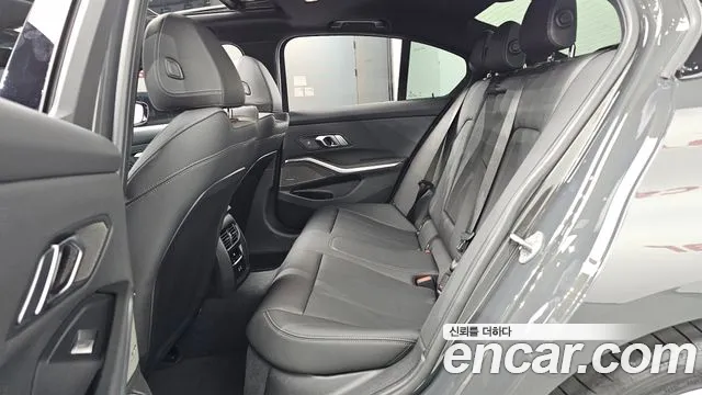 BMW 3 Series G20 — Фото автомобиля 18