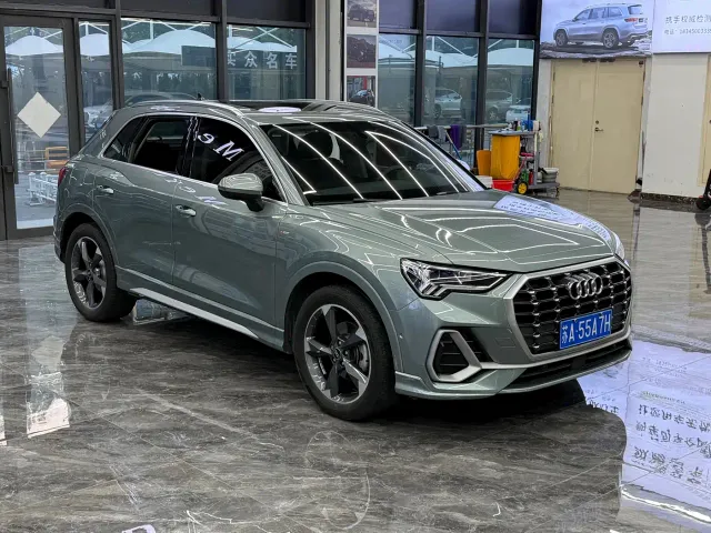 Audi Q3 — Фото автомобиля 3