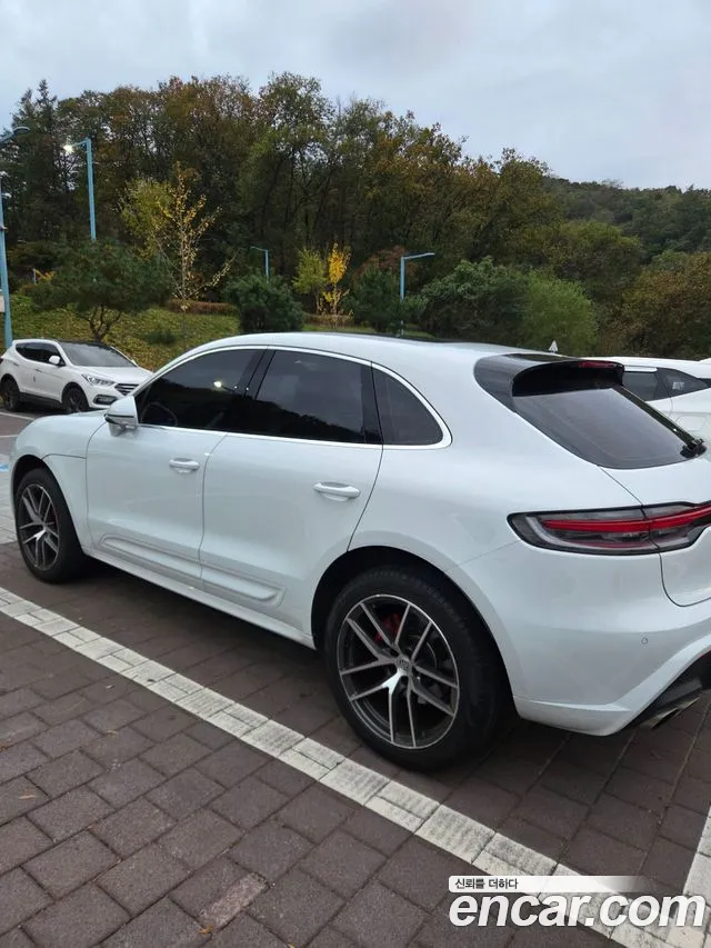 Porsche Macan — Фото автомобиля 3