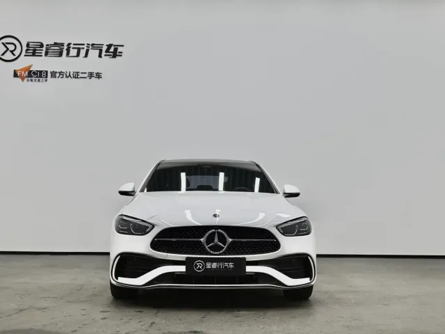 Mercedes-Benz C-Class — Фото автомобиля 2