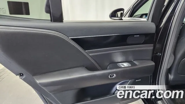 Genesis G90 Бензин 3.5 турбо AWD — Фото автомобиля 21