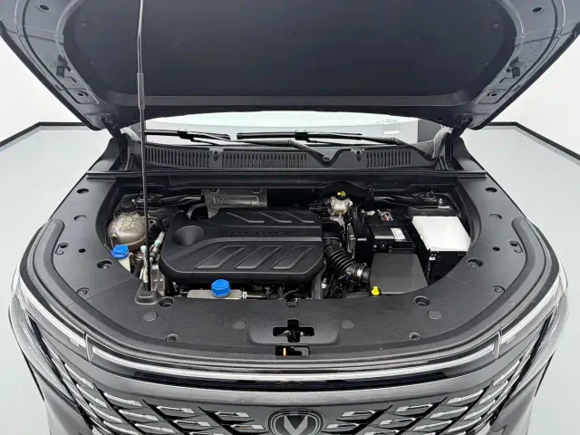 Changan CS75 Plus — Фото автомобиля 18