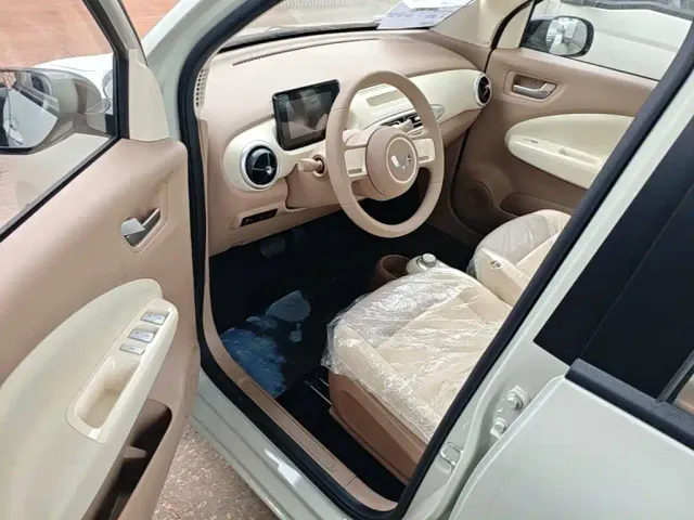 Wuling Hongguang Mini EV — Фото автомобиля 15