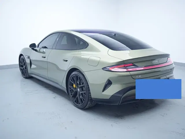 Xiaomi SU7 — Фото автомобиля 9