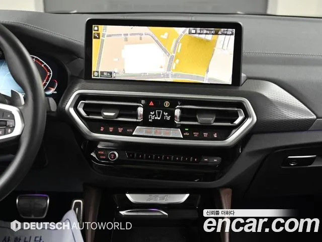 BMW X4 xDrive20i M Sport — Фото автомобиля 14