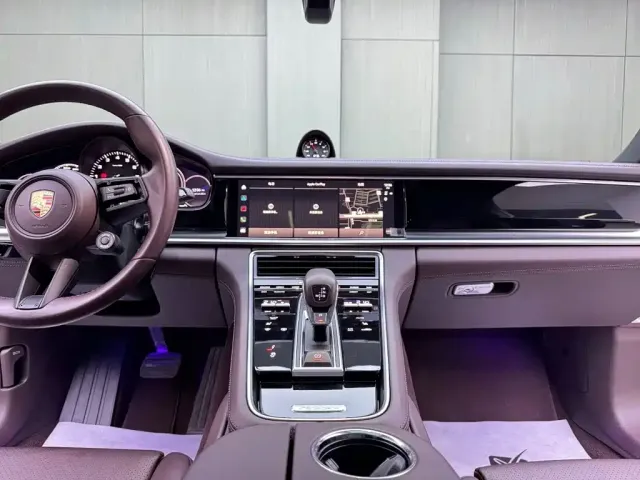 Porsche Panamera — Фото автомобиля 9