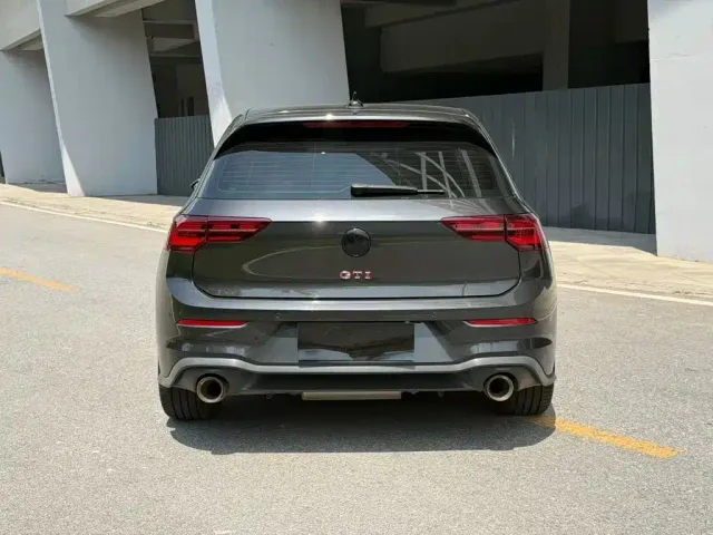 Volkswagen Golf GTI — Фото автомобиля 6