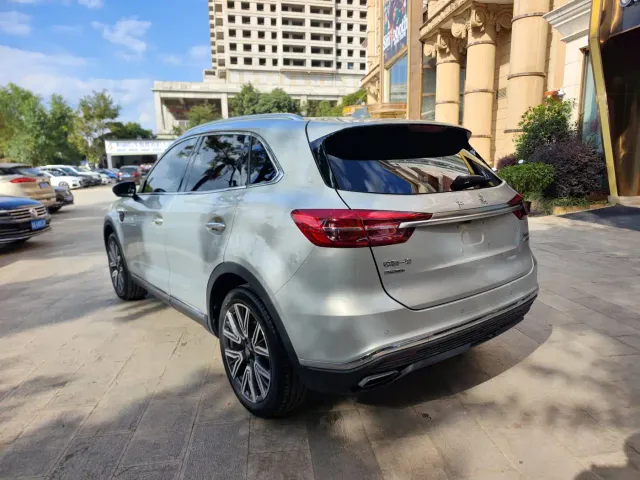 Hongqi HS5 — Фото автомобиля 6