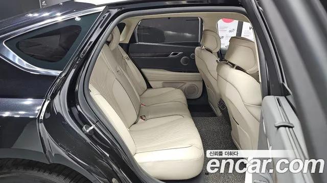 Genesis G80 RG3 — Фото автомобиля 16
