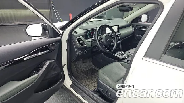 Kia Seltos Новый Seltos Бензин 2.0 2WD — Фото автомобиля 10