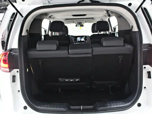 GAC Trumpchi M8 — Фото автомобиля 14