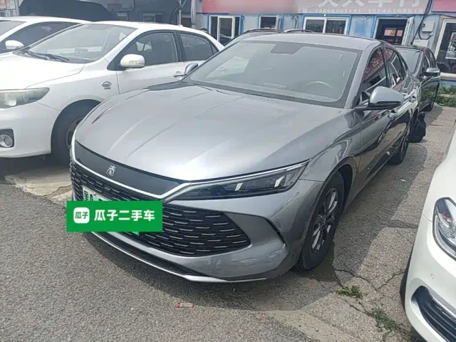 Фотография автомобиля — BYD Qin L