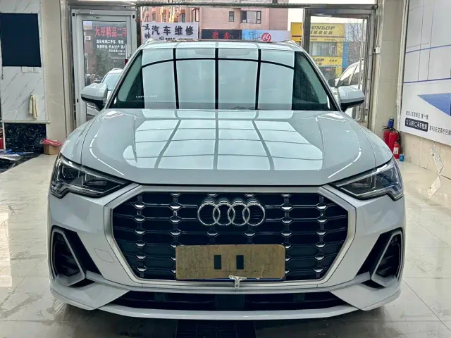 Audi Q3 — Фото автомобиля 2