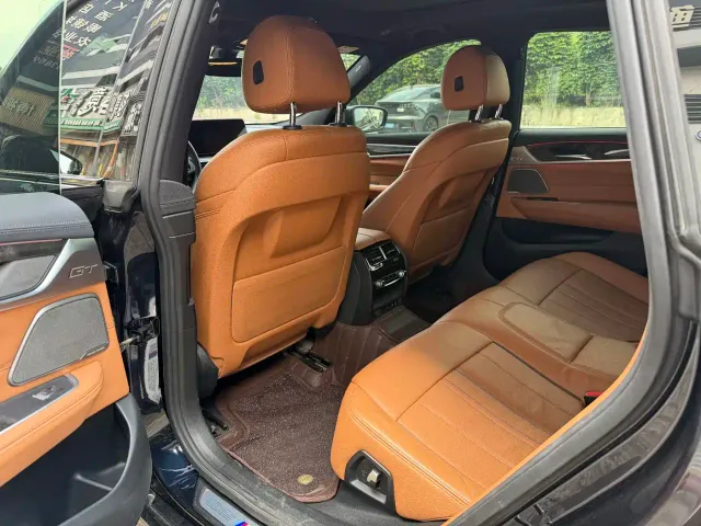 BMW 6 Series Gran Turismo — Фото автомобиля 6