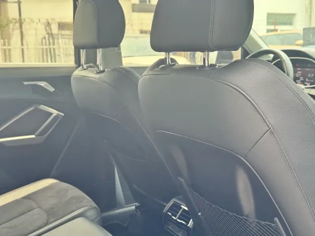 Audi Q3 — Фото автомобиля 11