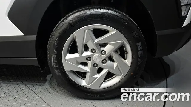 Hyundai Kona SX2 — Фото автомобиля 21